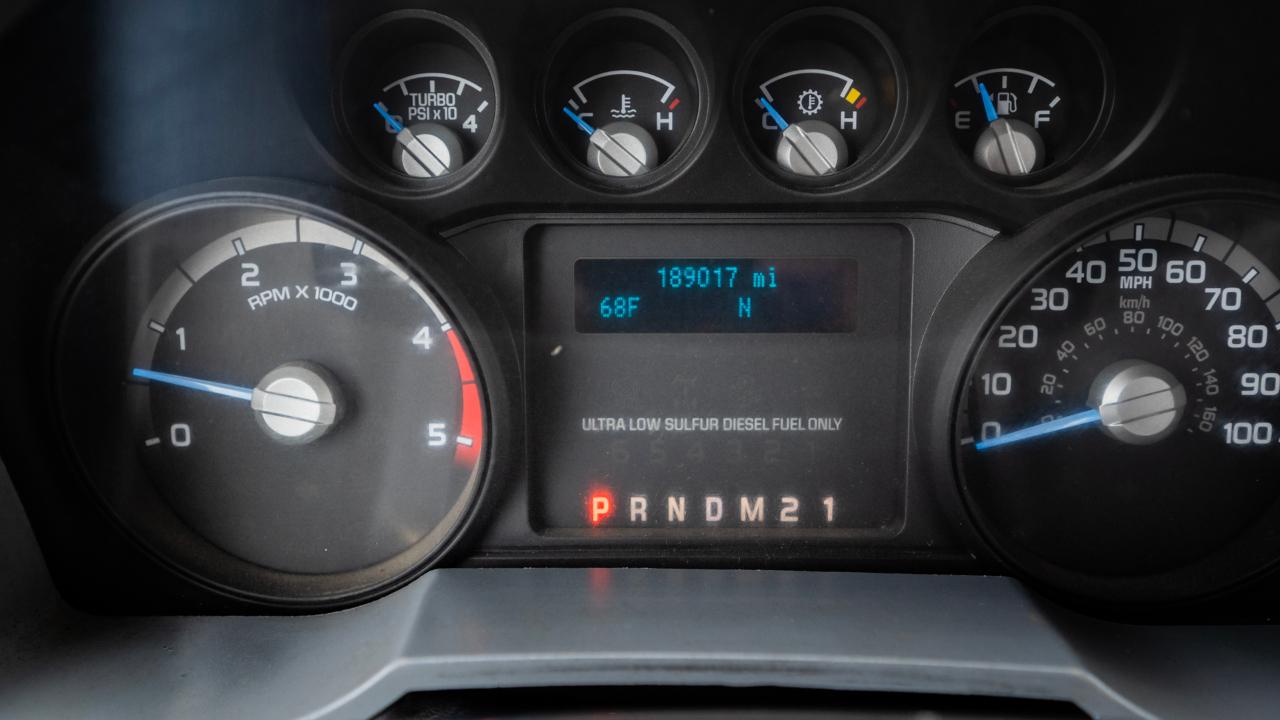 Ford F-550 Crew Cab DRW 2WD 2015