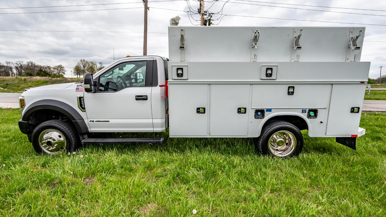 Ford F-550 Regular Cab DRW 4WD 2019