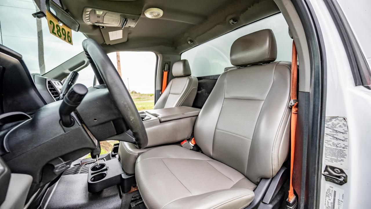 Ford F-550 Regular Cab DRW 4WD 2019