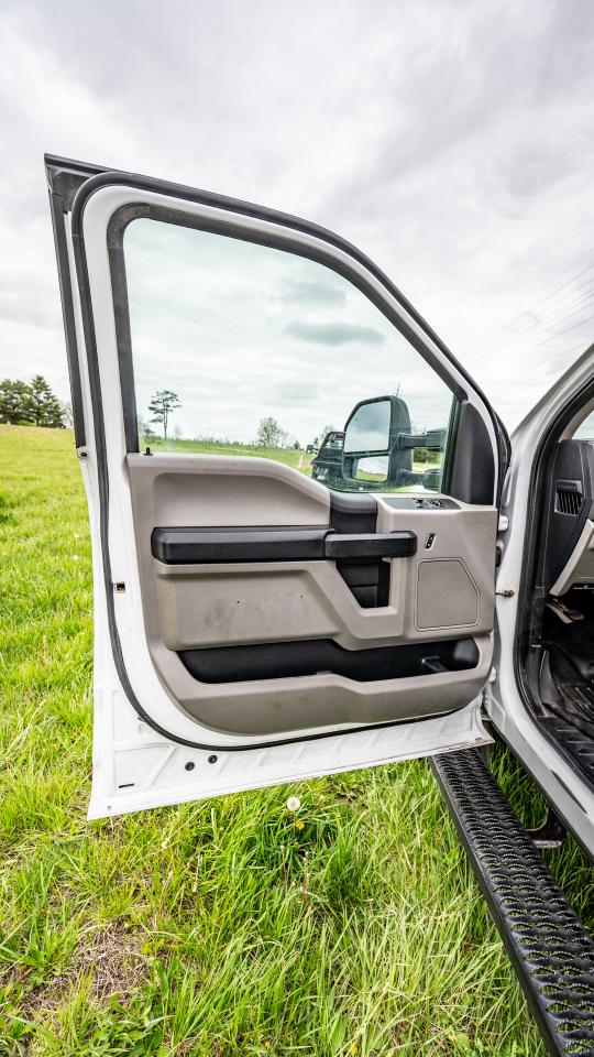 Ford F-550 Regular Cab DRW 4WD 2019