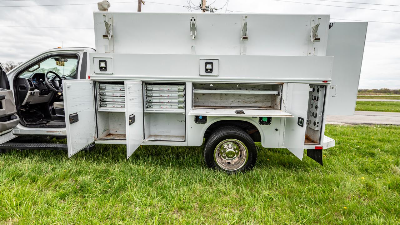 Ford F-550 Regular Cab DRW 4WD 2019