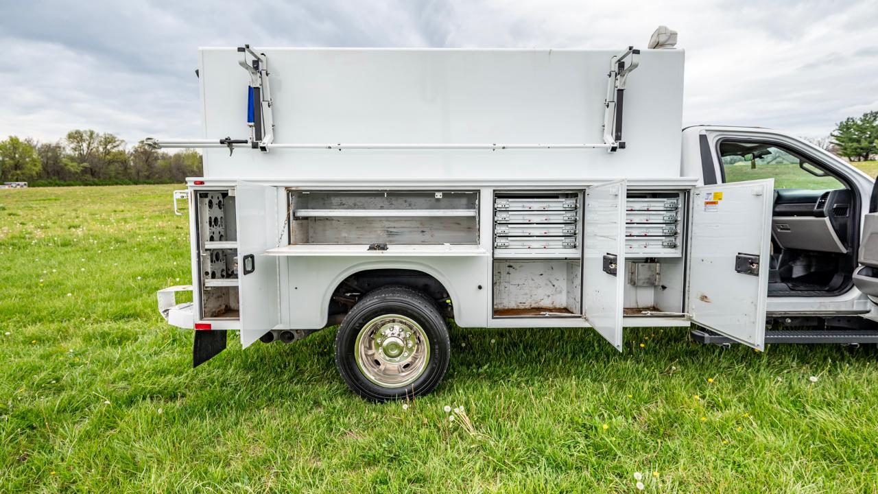 Ford F-550 Regular Cab DRW 4WD 2019