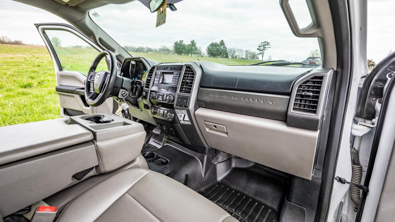 Ford F-550 Regular Cab DRW 4WD 2019