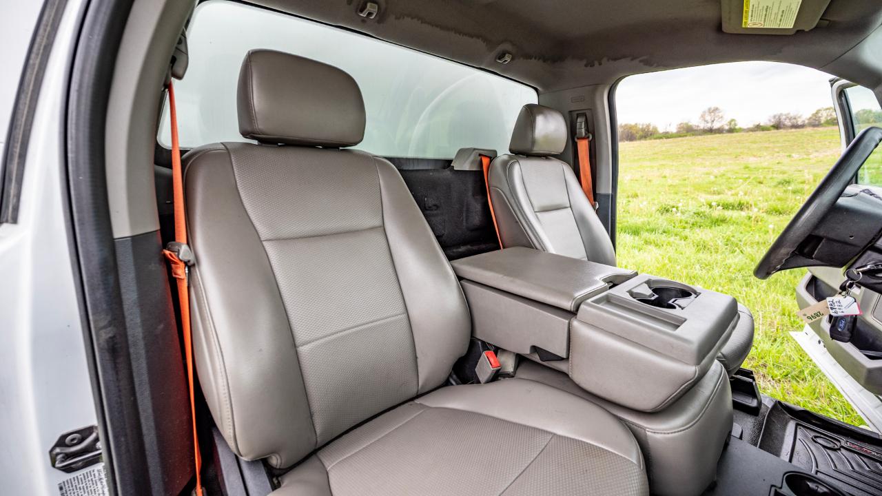 Ford F-550 Regular Cab DRW 4WD 2019