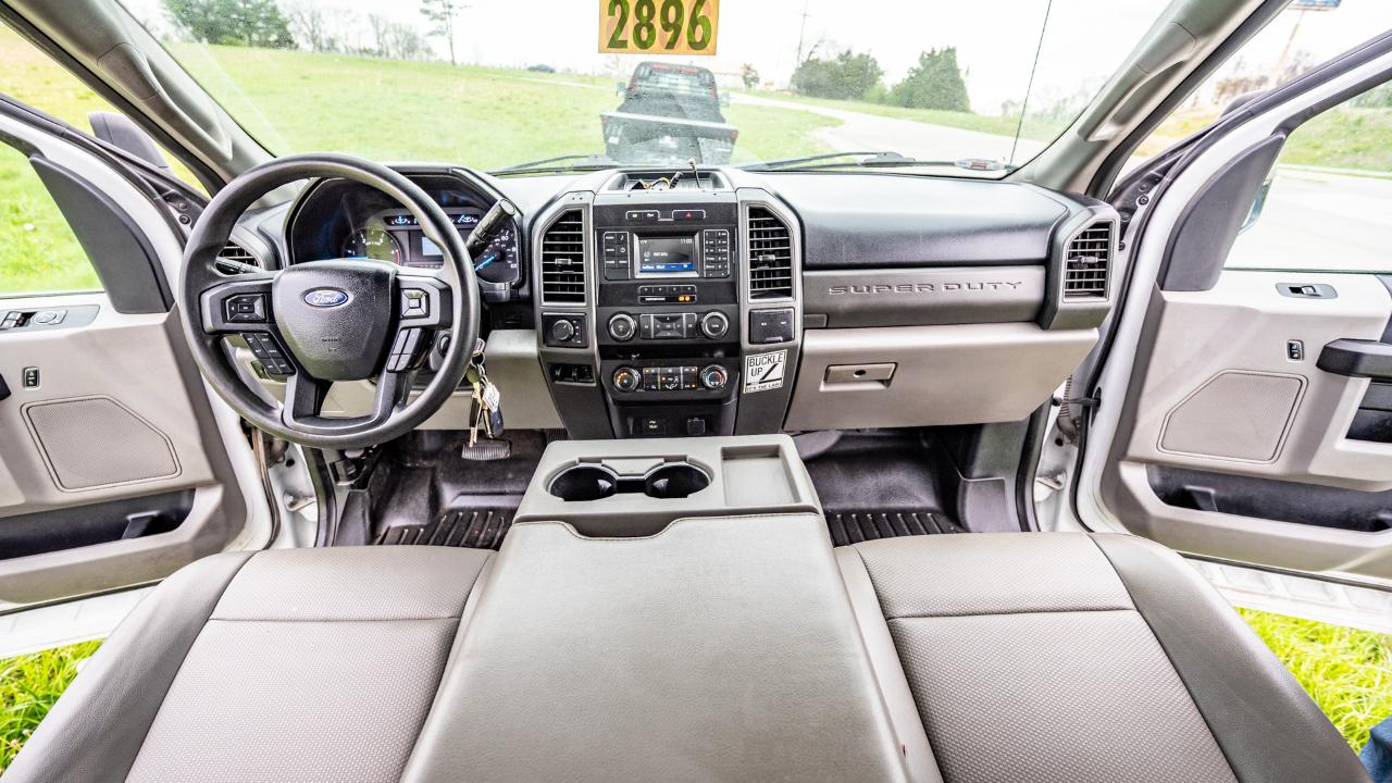 Ford F-550 Regular Cab DRW 4WD 2019