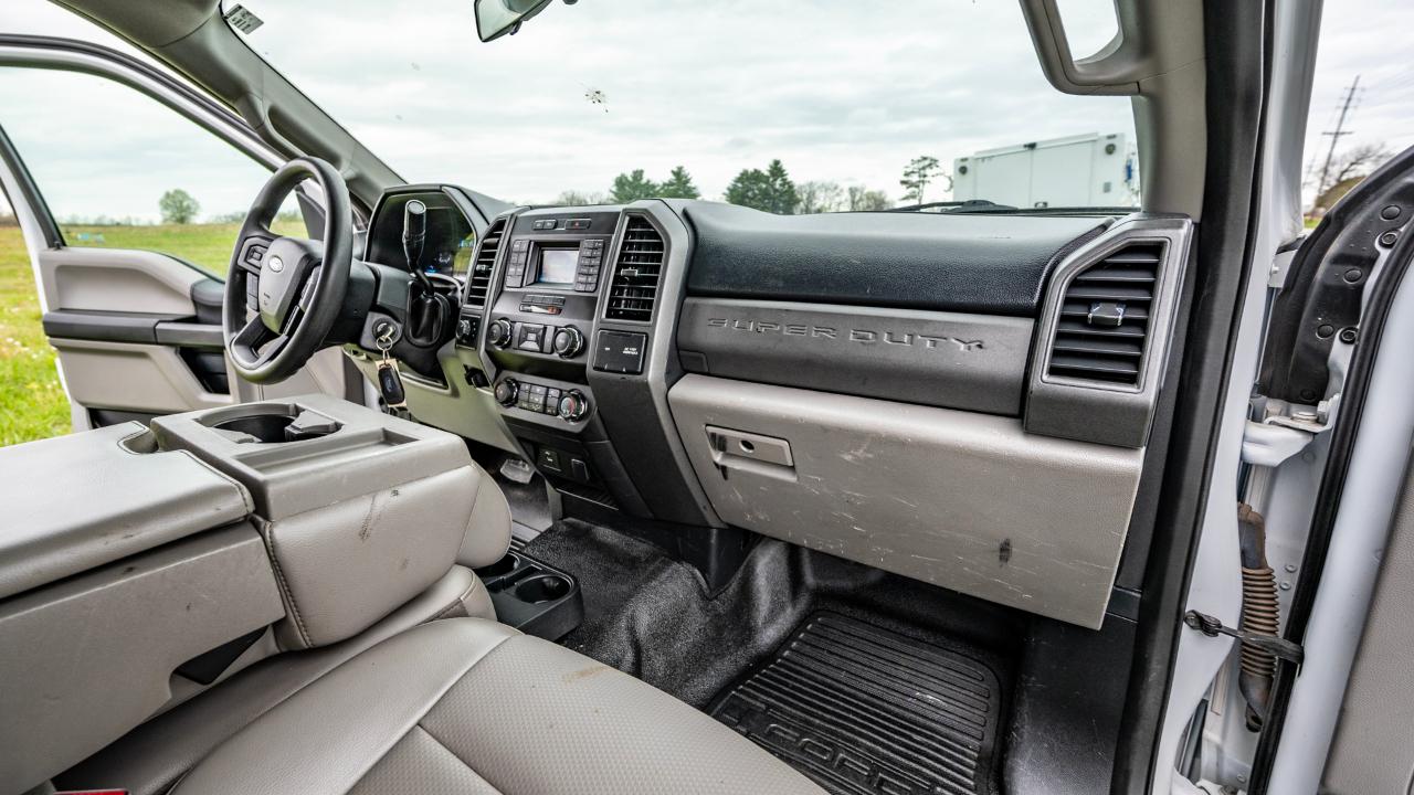 Ford F-550 Regular Cab DRW 4WD 2019