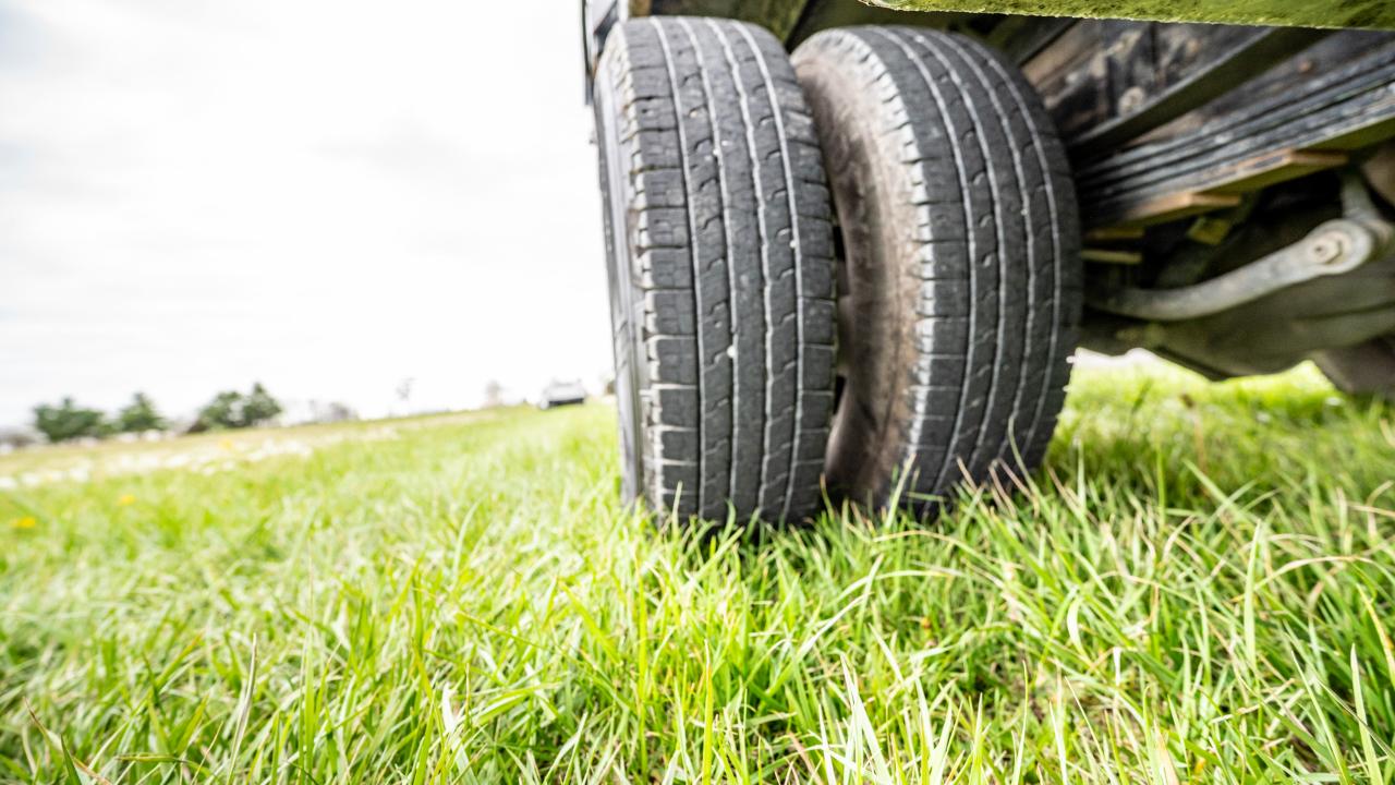 Chevrolet Silverado 3500HD Work Truck Crew Cab 4WD 2016