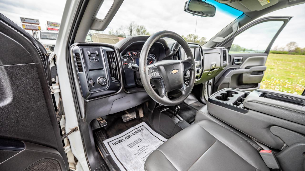 Chevrolet Silverado 3500HD Work Truck Crew Cab 4WD 2016