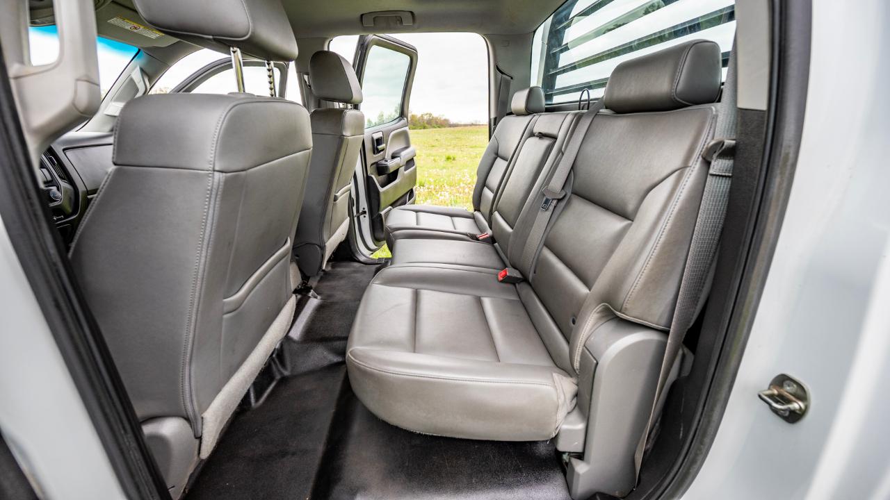 Chevrolet Silverado 3500HD Work Truck Crew Cab 4WD 2016