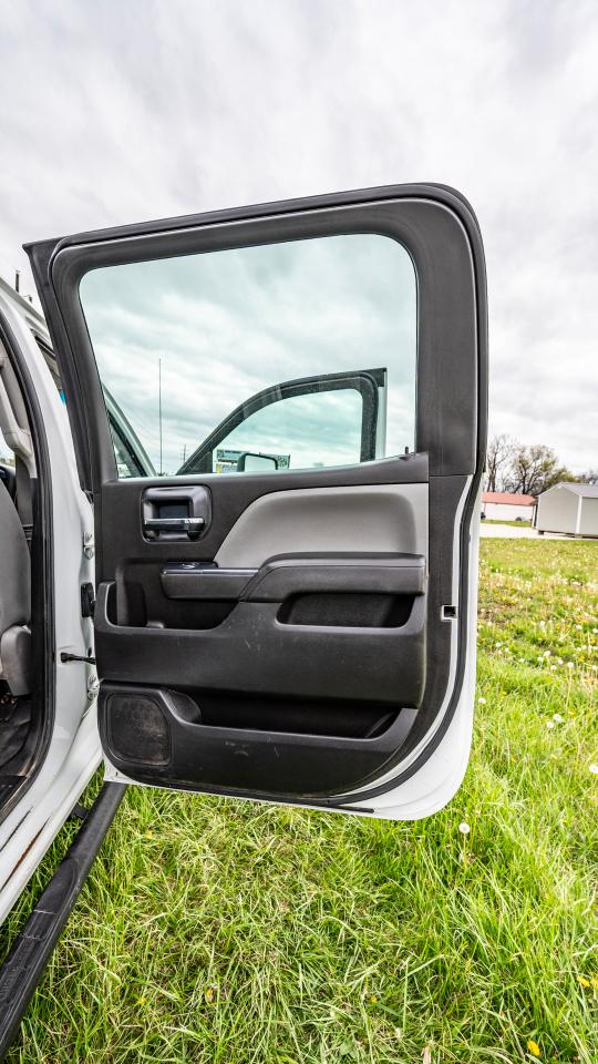 Chevrolet Silverado 3500HD Work Truck Crew Cab 4WD 2016