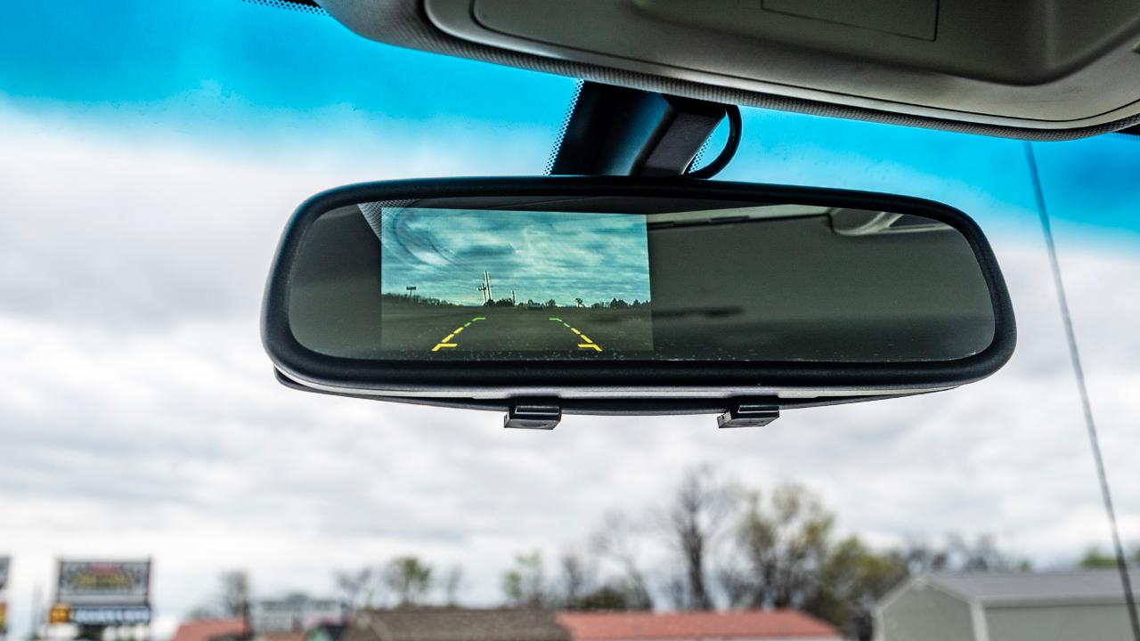 Chevrolet Silverado 3500HD Work Truck Crew Cab 4WD 2016