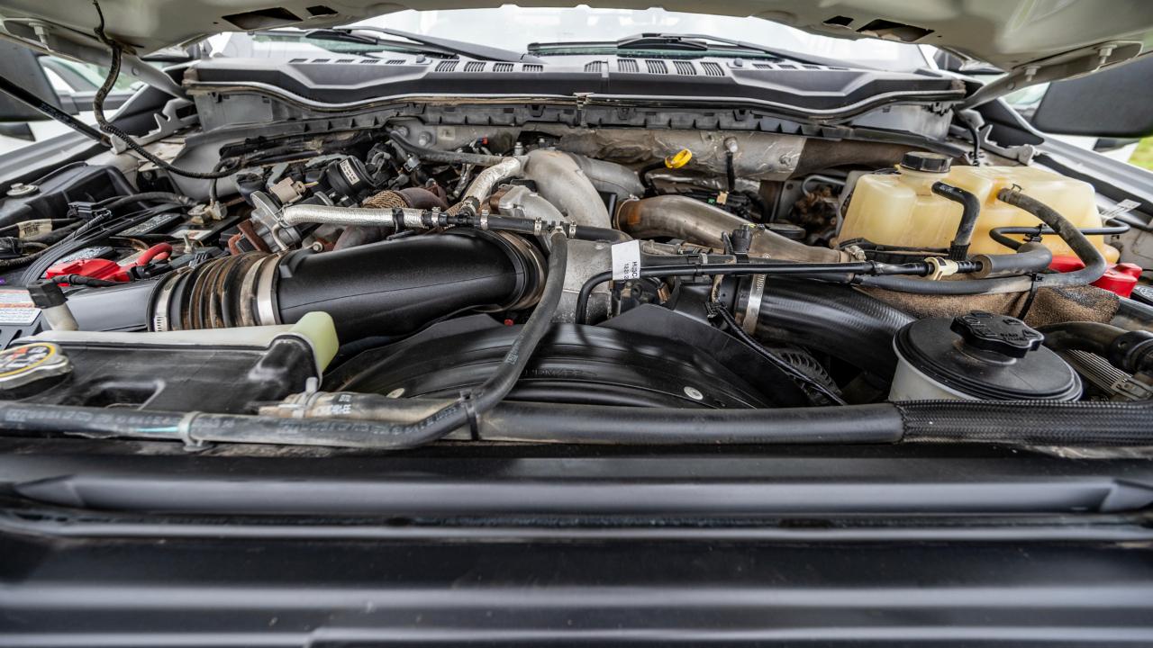 Ford F-450 SD Crew Cab DRW 4WD 2021