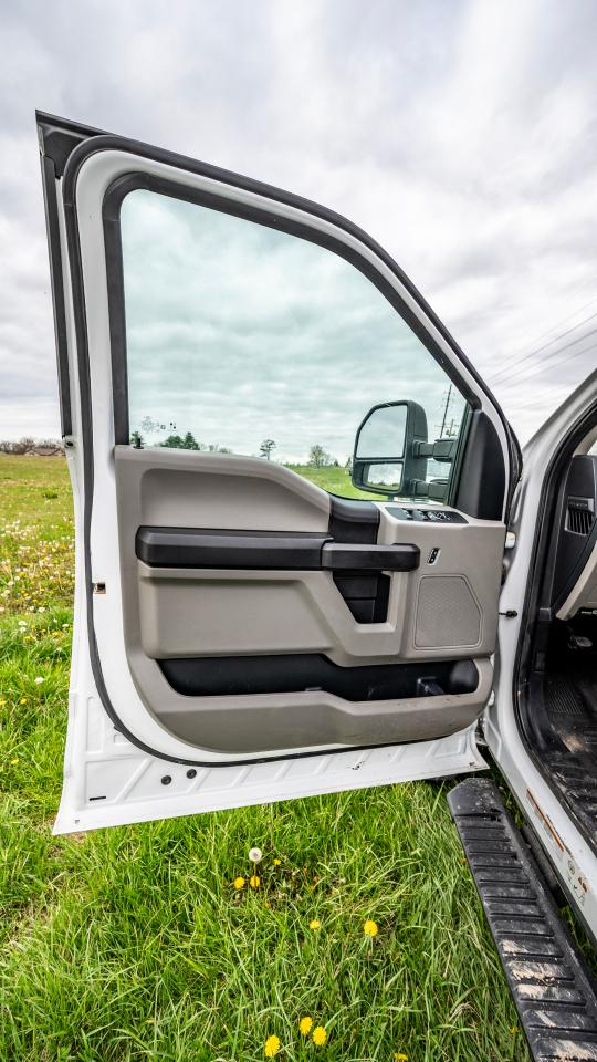 Ford F-450 SD Crew Cab DRW 4WD 2021