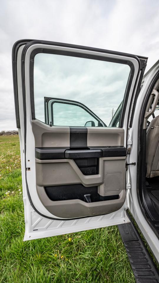 Ford F-450 SD Crew Cab DRW 4WD 2021