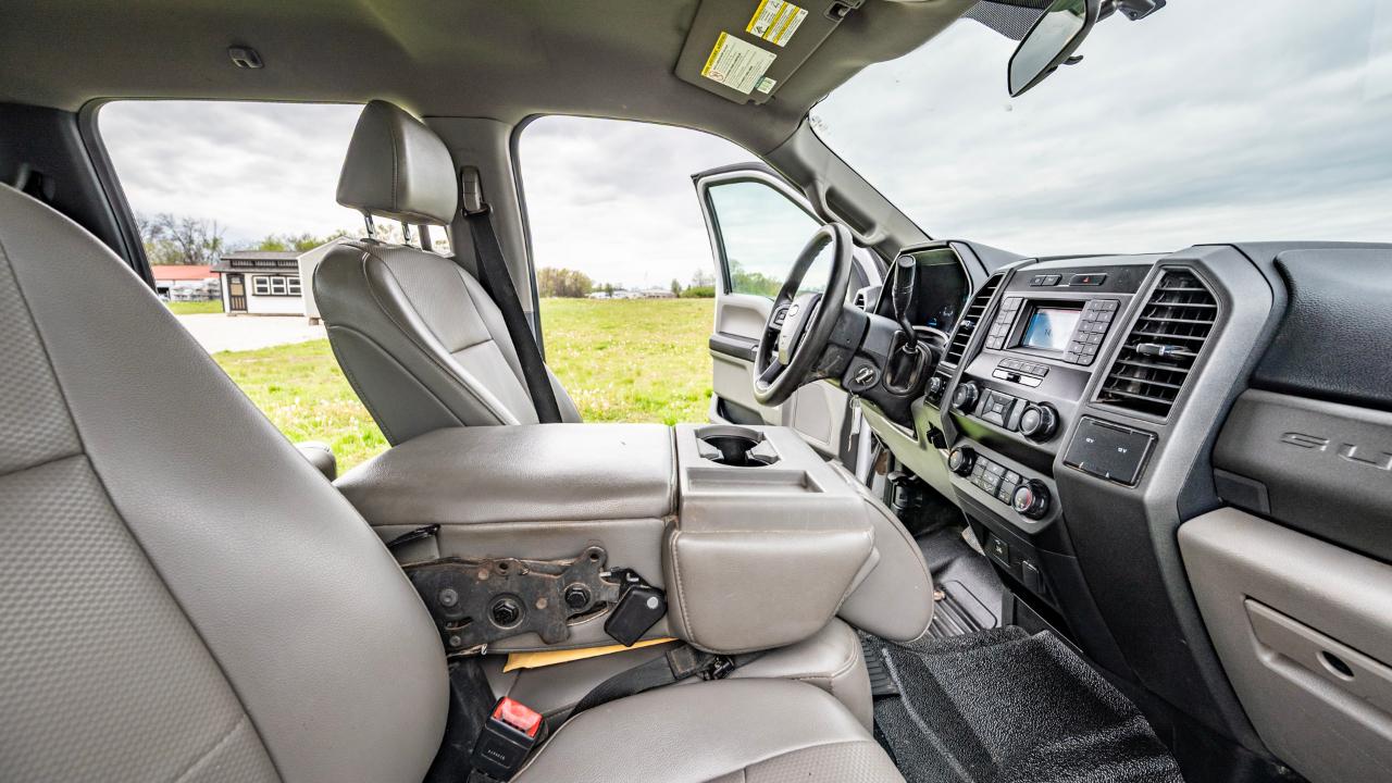 Ford F-450 SD Crew Cab DRW 4WD 2021