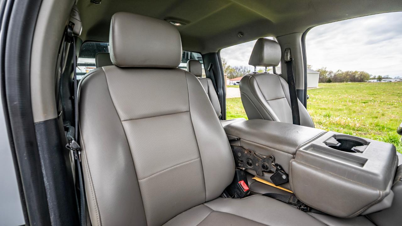 Ford F-450 SD Crew Cab DRW 4WD 2021