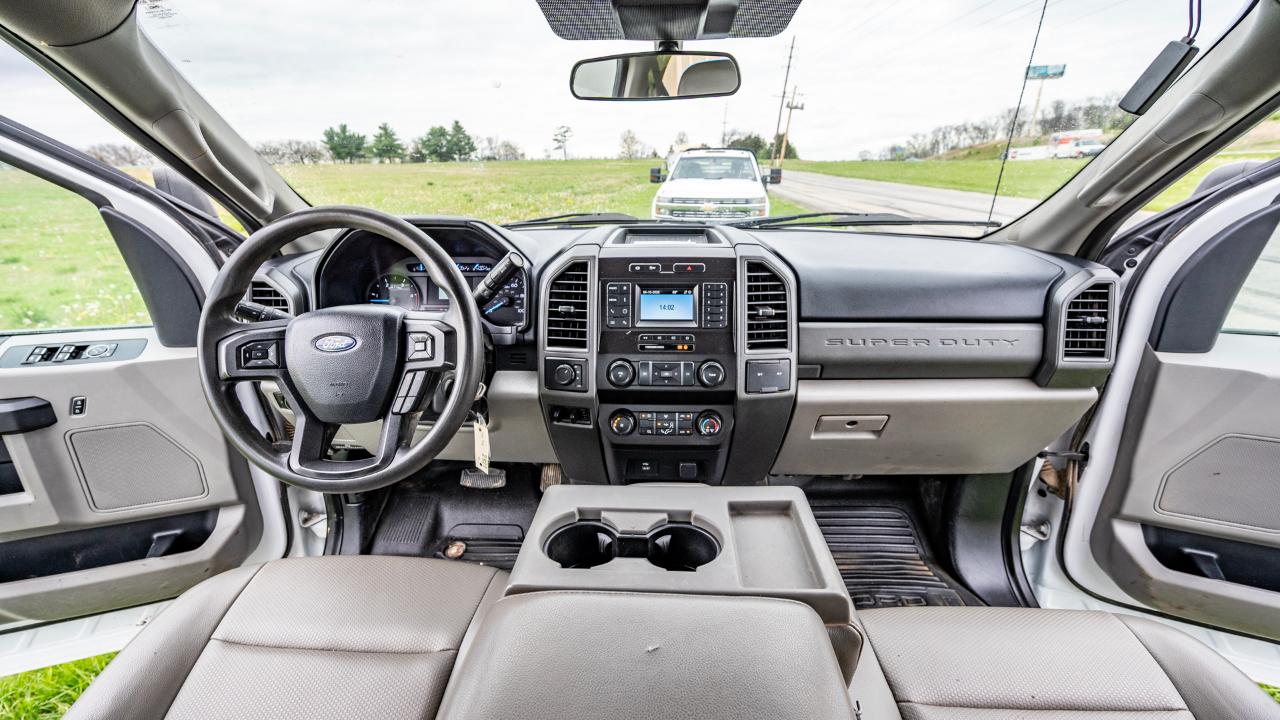 Ford F-450 SD Crew Cab DRW 4WD 2021