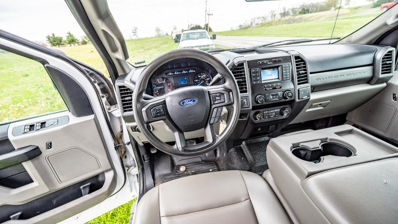 Ford F-450 SD Crew Cab DRW 4WD 2021