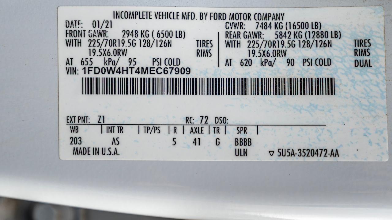 Ford F-450 SD Crew Cab DRW 4WD 2021