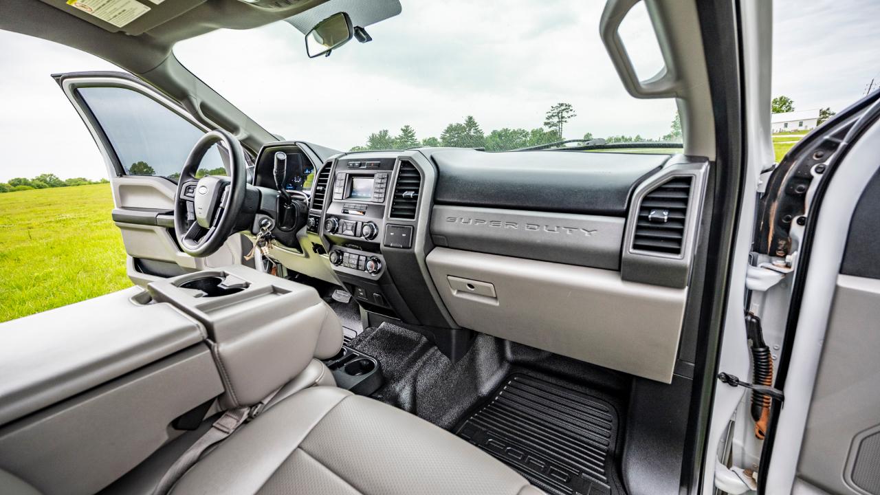 Ford F-550 Crew Cab DRW 4WD 2019
