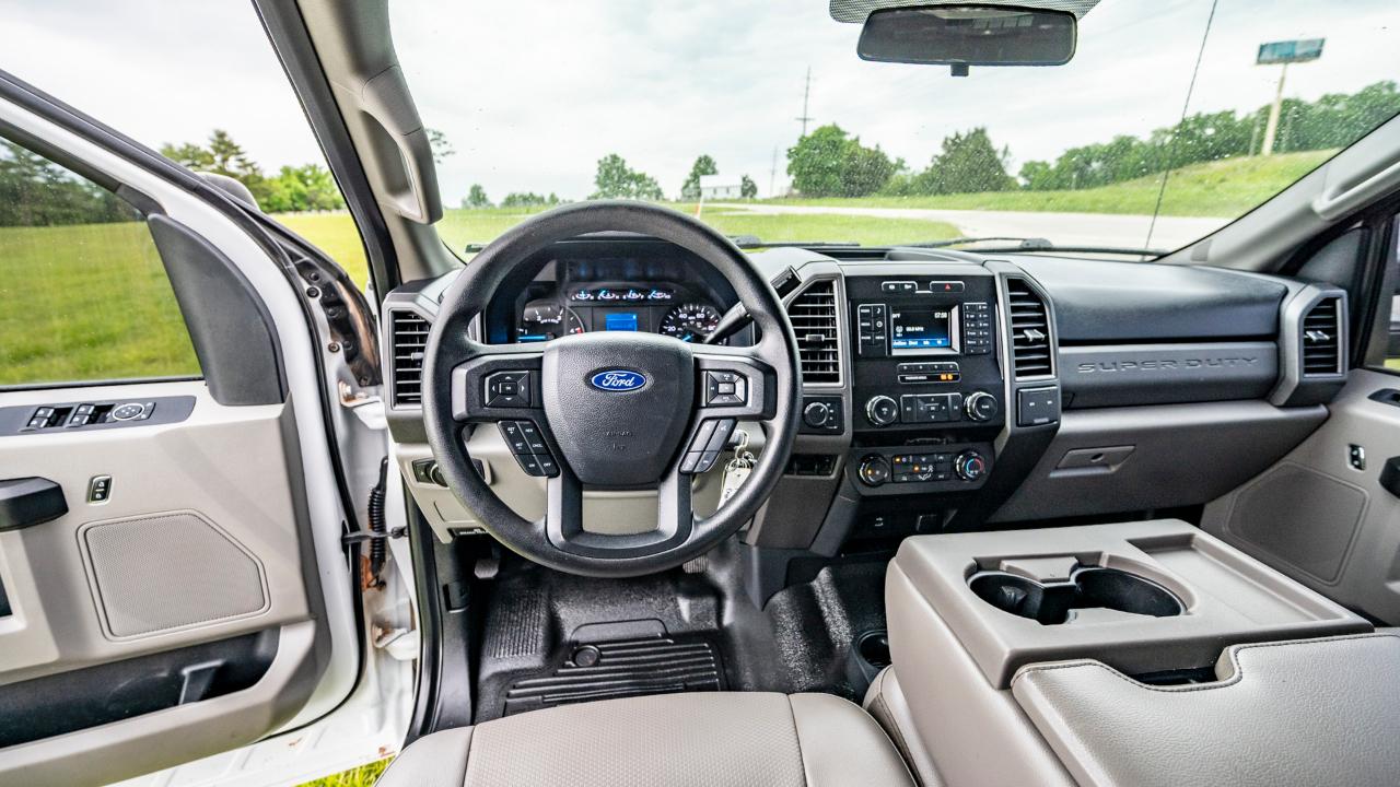 Ford F-550 Crew Cab DRW 4WD 2019