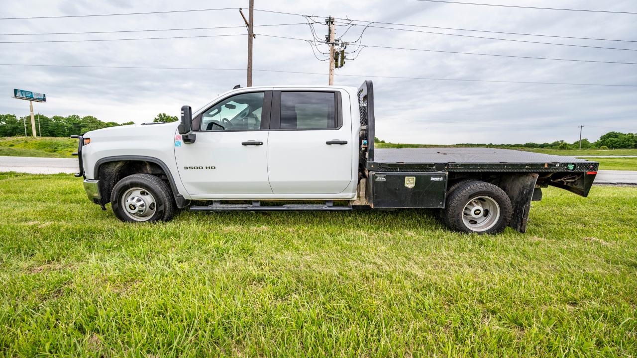 Chevrolet Silverado 3500HD Work Truck Crew Cab 4WD 2023