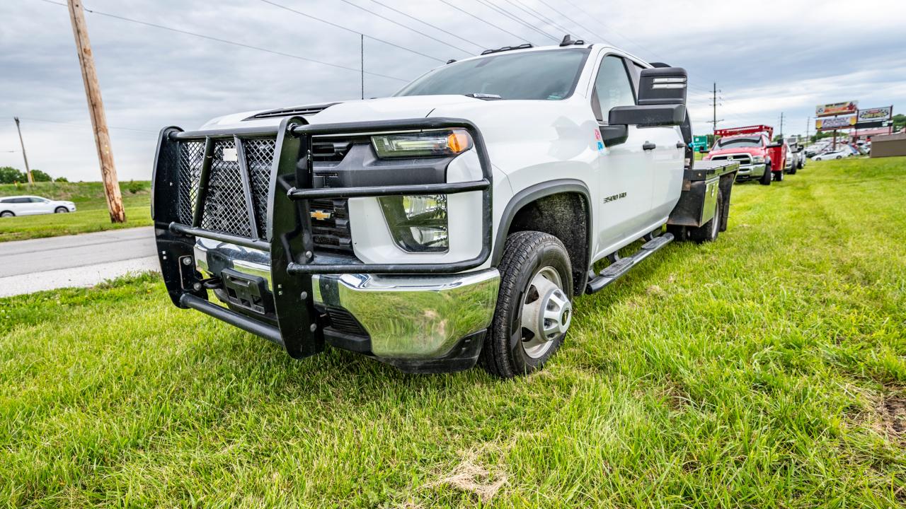 Chevrolet Silverado 3500HD Work Truck Crew Cab 4WD 2023