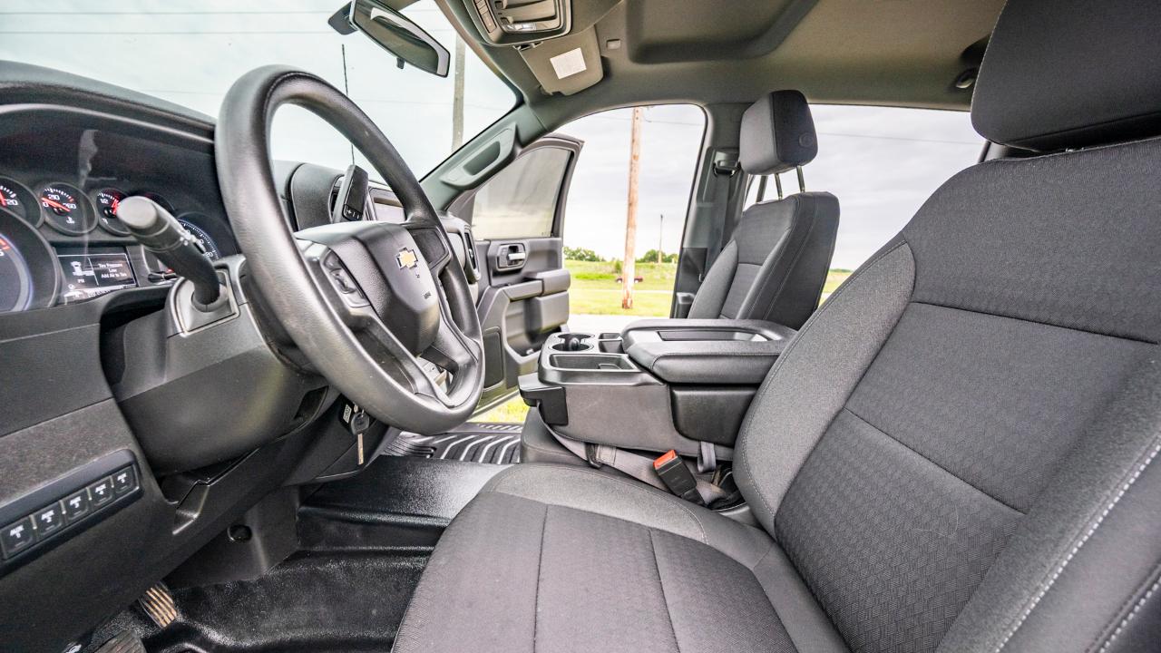 Chevrolet Silverado 3500HD Work Truck Crew Cab 4WD 2023