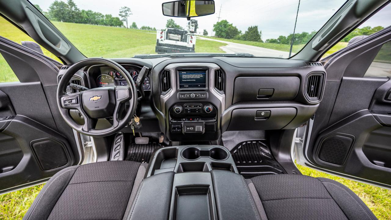 Chevrolet Silverado 3500HD Work Truck Crew Cab 4WD 2023