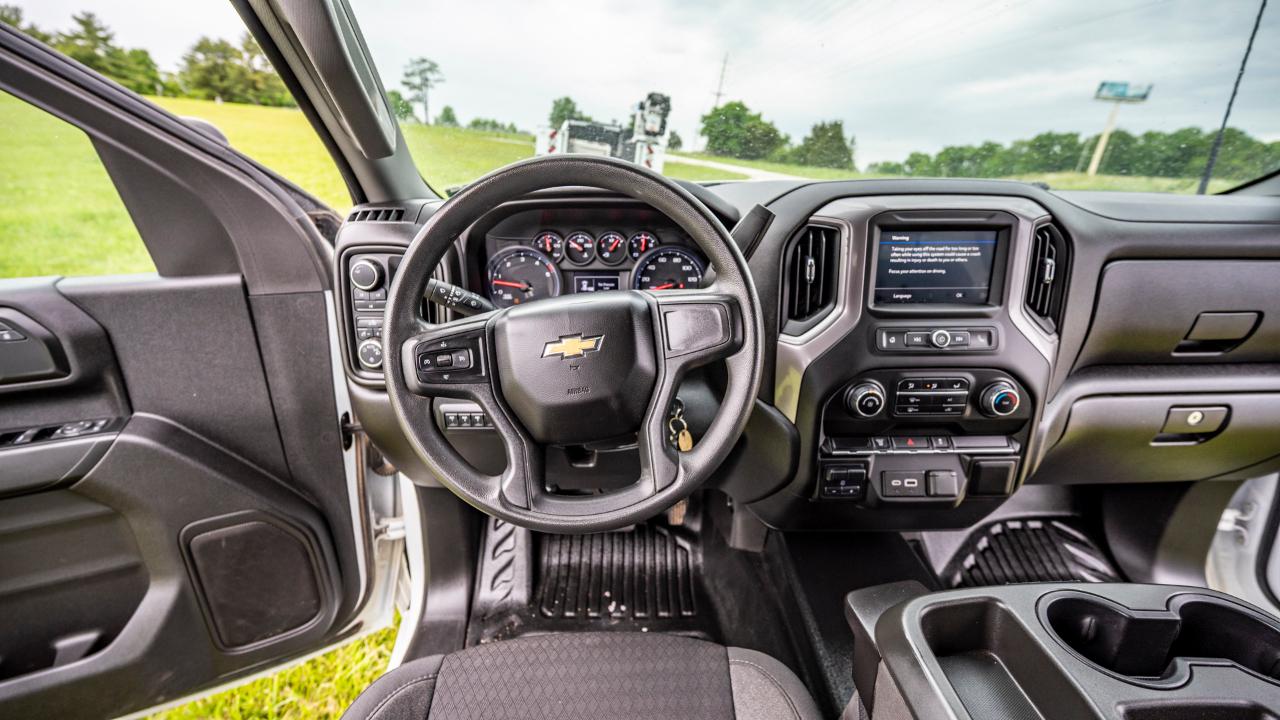 Chevrolet Silverado 3500HD Work Truck Crew Cab 4WD 2023
