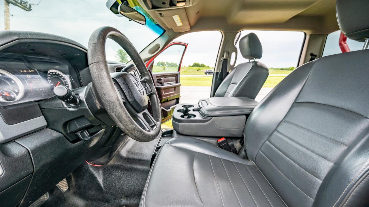RAM 5500 Crew Cab SWB 4WD DRW 2017
