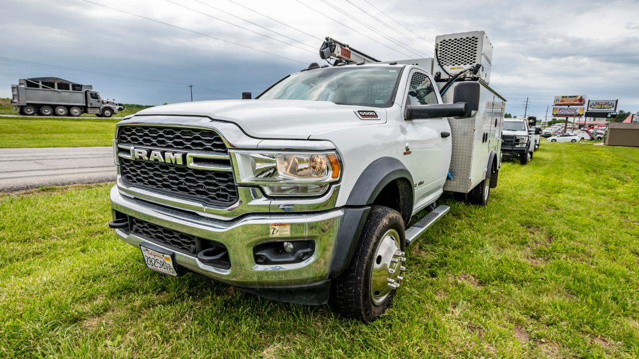 RAM 5500 Regular Cab 4WD DRW 2019