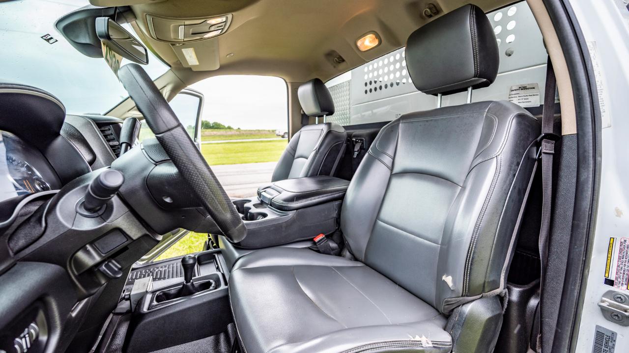 RAM 5500 Regular Cab 4WD DRW 2019