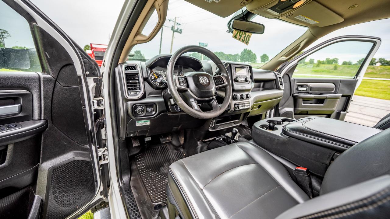 RAM 5500 Regular Cab 4WD DRW 2019