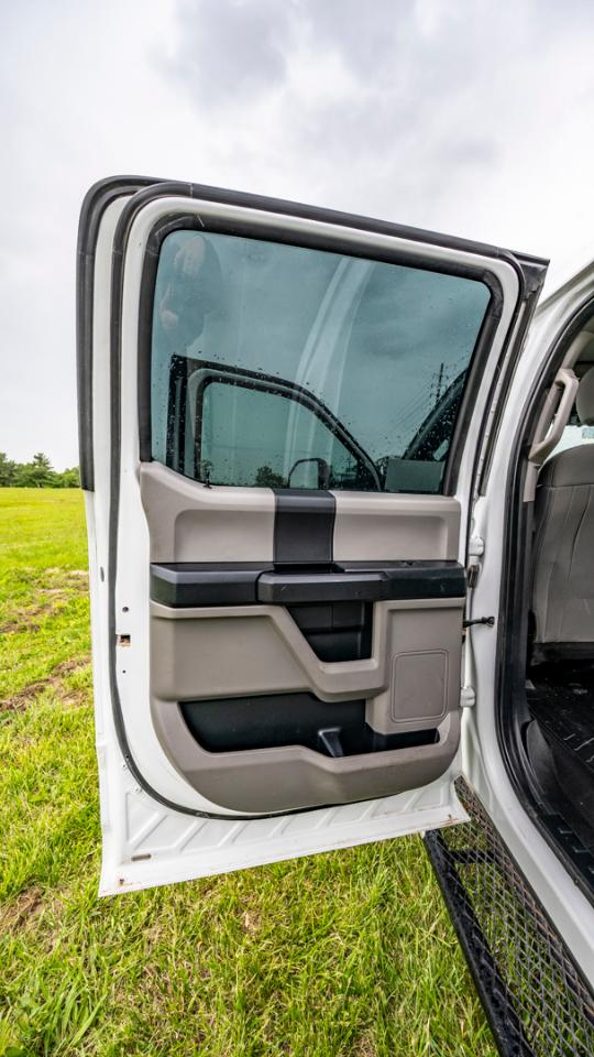 Ford F-550 Crew Cab DRW 4WD 2019