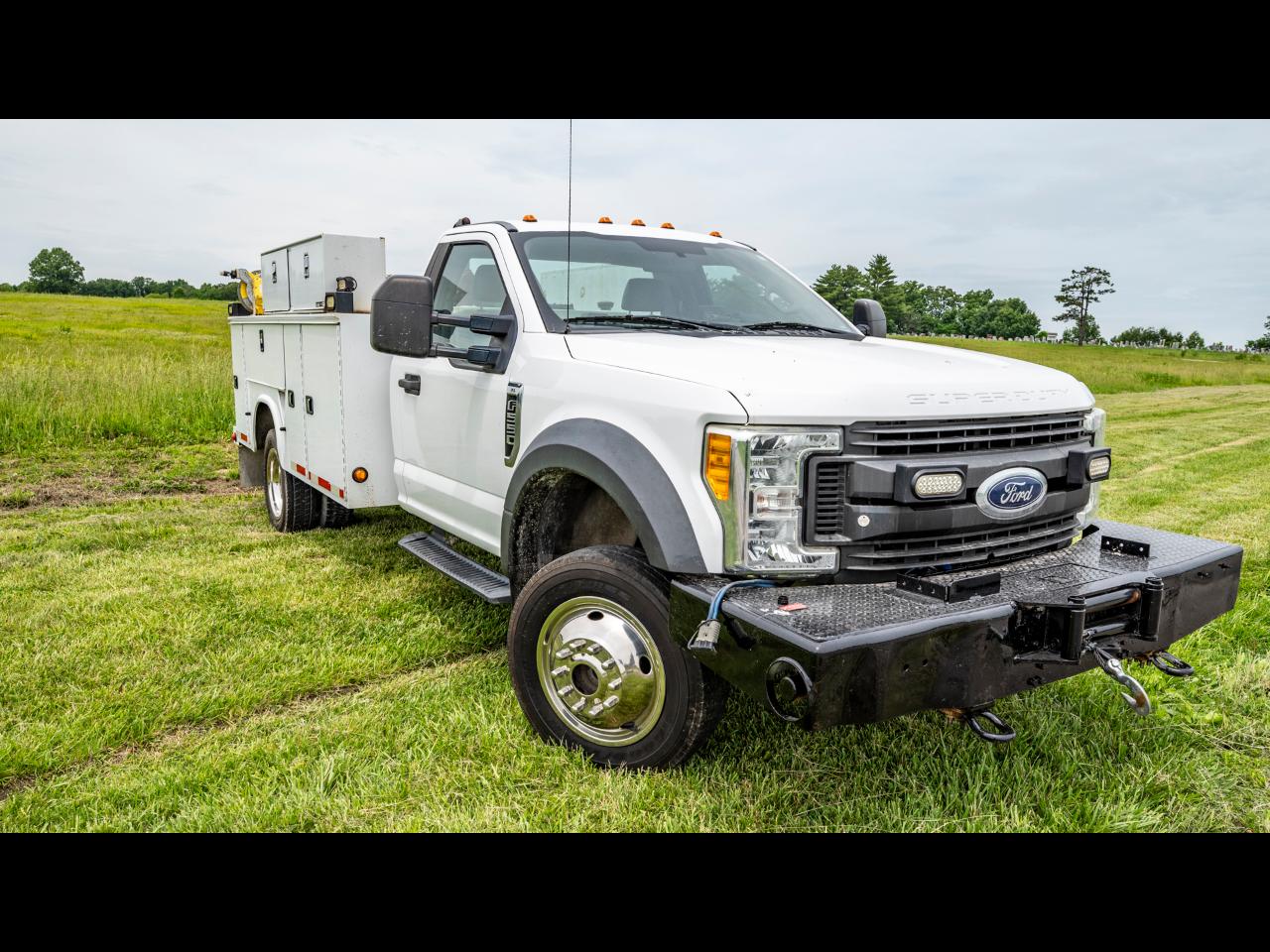 Ford F-550 Regular Cab DRW 4WD 2017