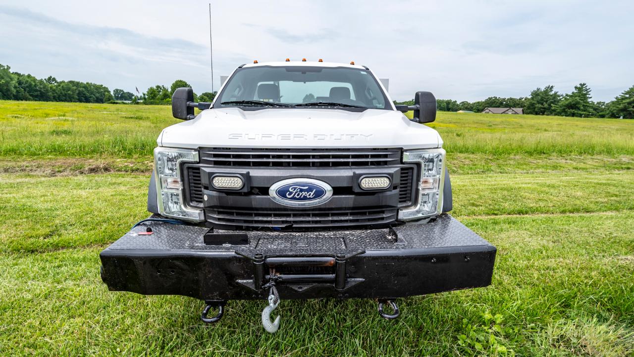 Ford F-550 Regular Cab DRW 4WD 2017