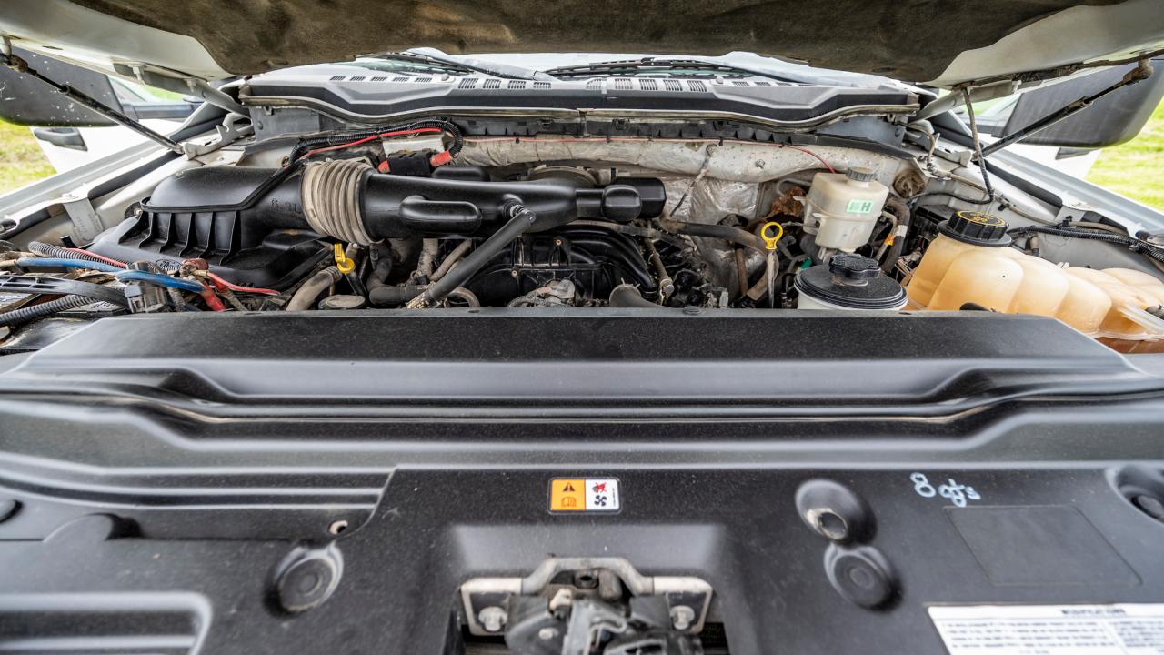 Ford F-550 Regular Cab DRW 4WD 2017