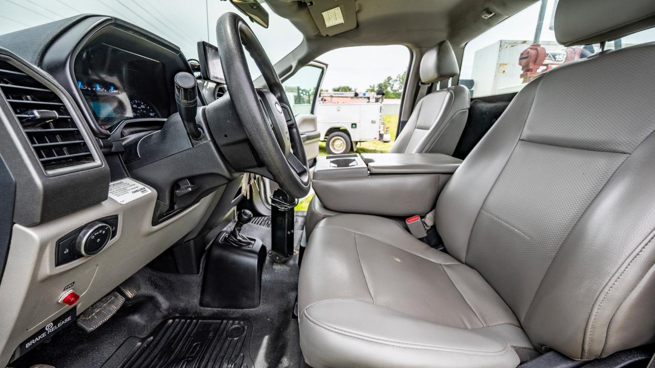 Ford F-550 Regular Cab DRW 4WD 2017