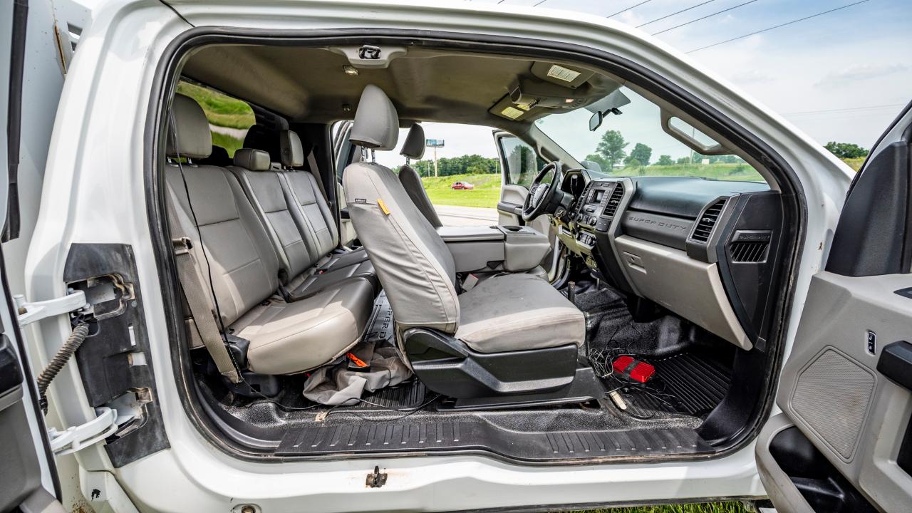 Ford F-550 SuperCab DRW 4WD 2017