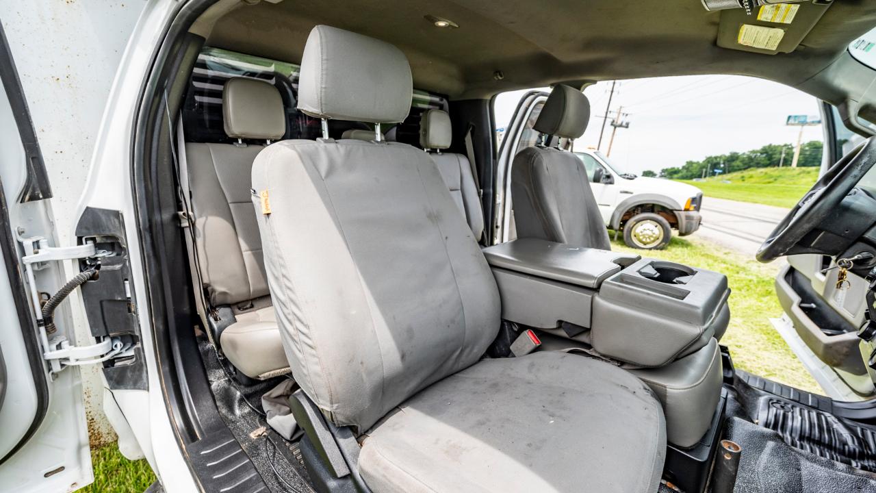 Ford F-550 SuperCab DRW 4WD 2017