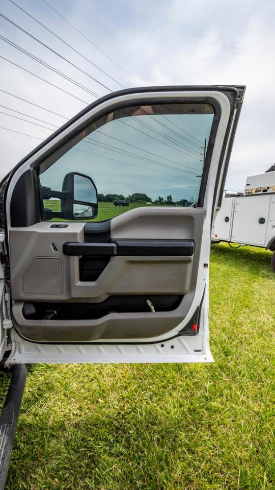 Ford F-550 SuperCab DRW 4WD 2017