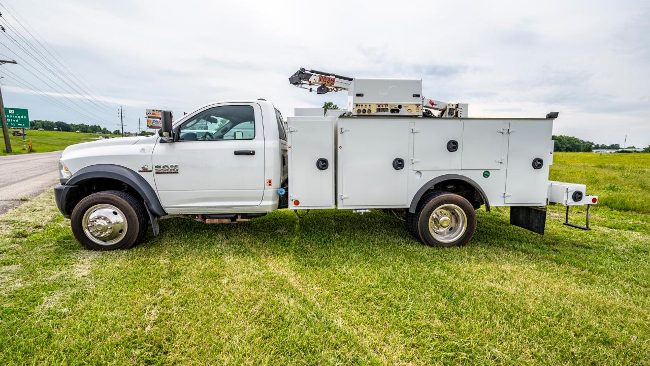 RAM 5500 Regular Cab 4WD DRW 2015