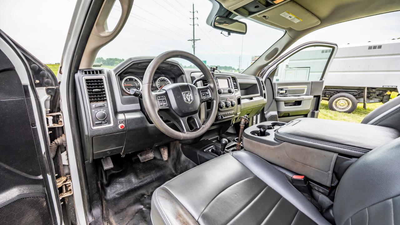 RAM 5500 Regular Cab 4WD DRW 2015