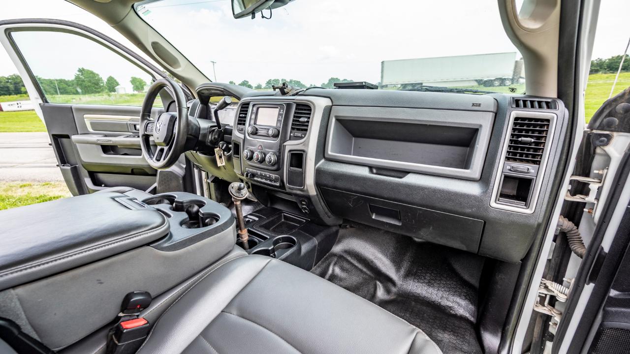 RAM 5500 Regular Cab 4WD DRW 2015