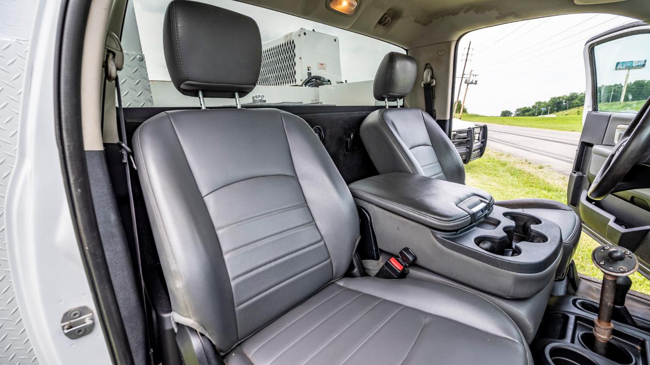 RAM 5500 Regular Cab 4WD DRW 2015