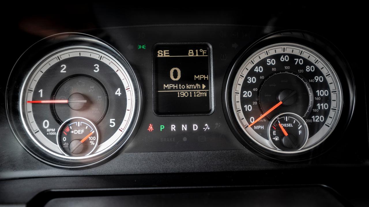 RAM 5500 Regular Cab 4WD DRW 2015