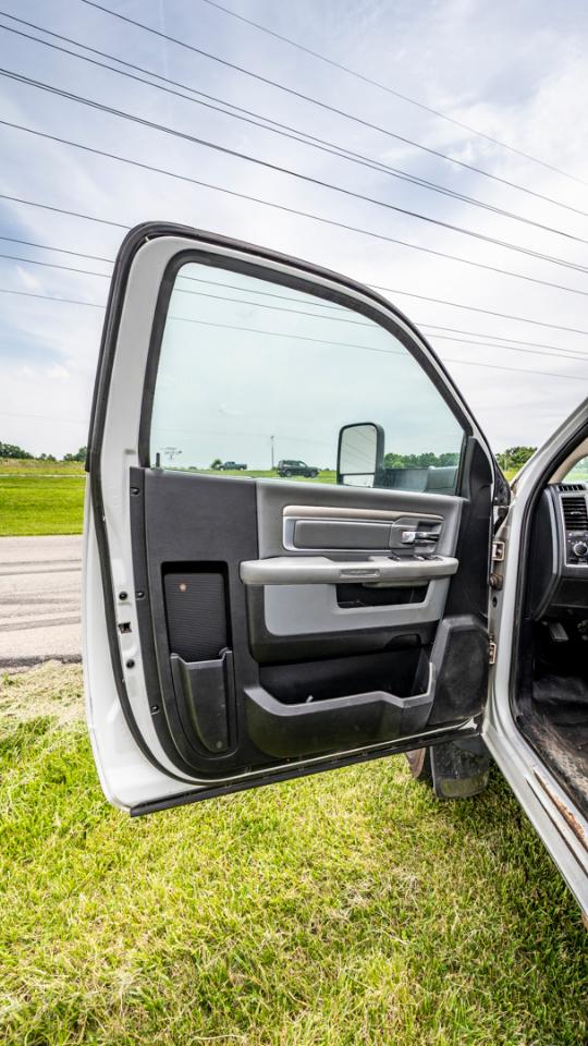 RAM 5500 Regular Cab 4WD DRW 2015