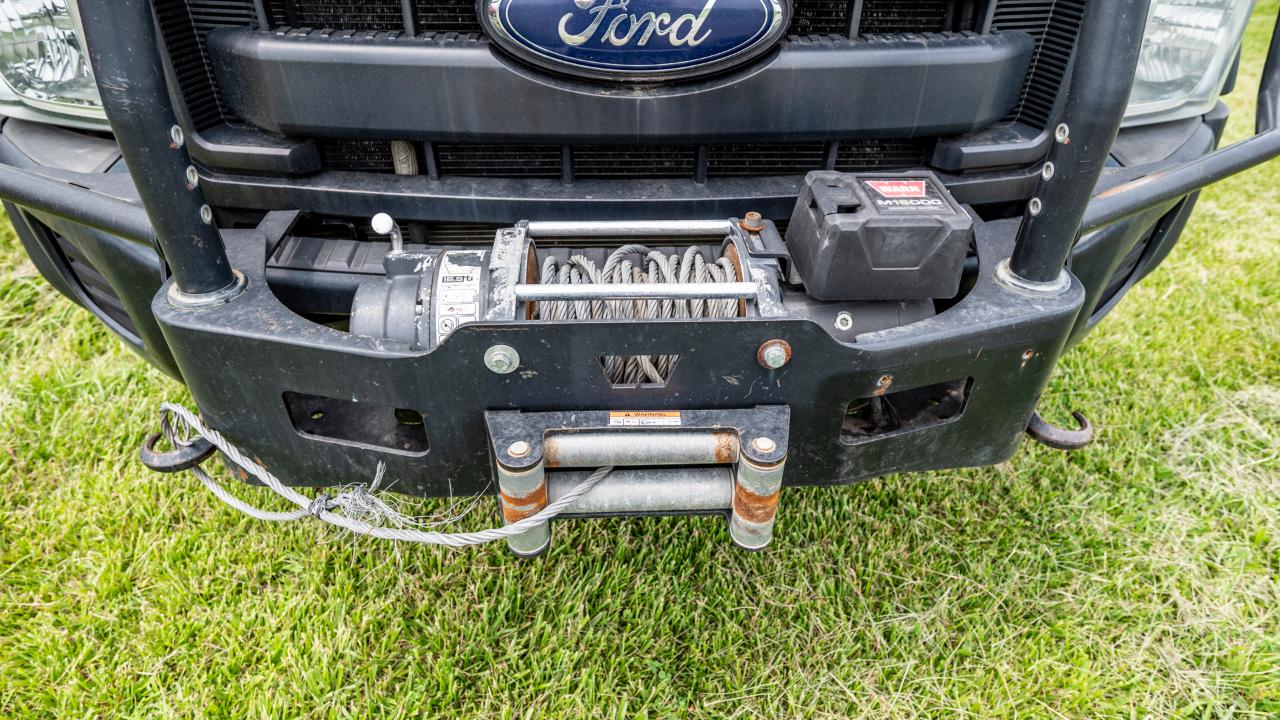 Ford F-550 Crew Cab DRW 4WD 2015