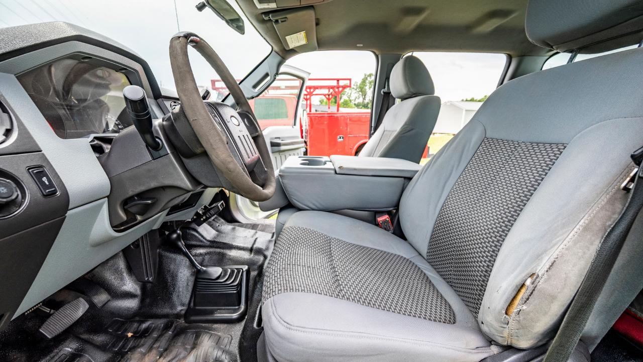 Ford F-550 Crew Cab DRW 4WD 2015